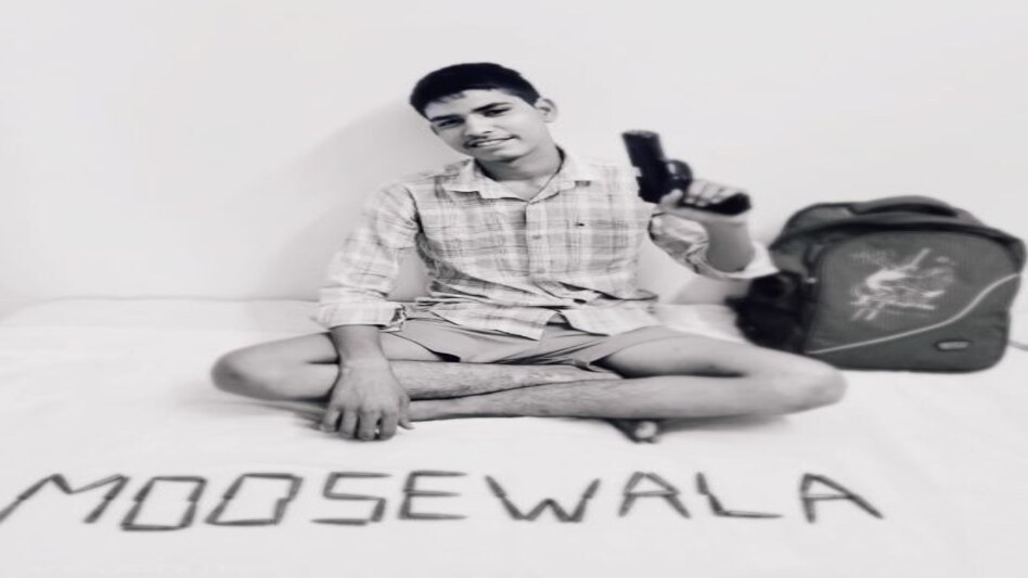 Sidhu Moosewala : मर्डर के बाद कारतूस से लिखा Moosewala, अब विदेश भागने वाला था ये शॉर्प शूटर Sidhu Moosewala : मर्डर के बाद कारतूस से लिखा Moosewala, अब विदेश भागने वाला था ये शॉर्प शूटर