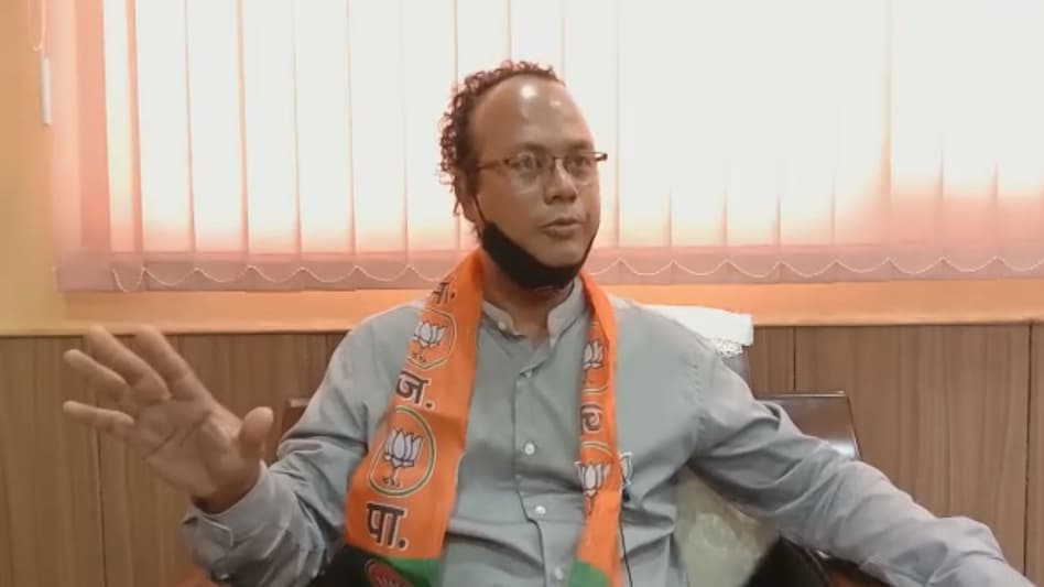 Crime News : मेघालय के फार्म हाउस में सेक्स रैकेट चलाने के आरोप में ये BJP नेता गिरफ्तार Crime News : मेघालय के फार्म हाउस में सेक्स रैकेट चलाने के आरोप में ये BJP नेता गिरफ्तार