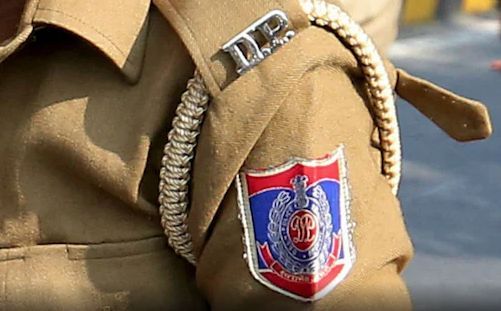 Delhi Police Alert: दिल्ली में RSS के दफ़्तर को बम से उड़ाने की धमकी देने वाला धरा गया Delhi Police Alert: दिल्ली में RSS के दफ़्तर को बम से उड़ाने की धमकी देने वाला धरा गया