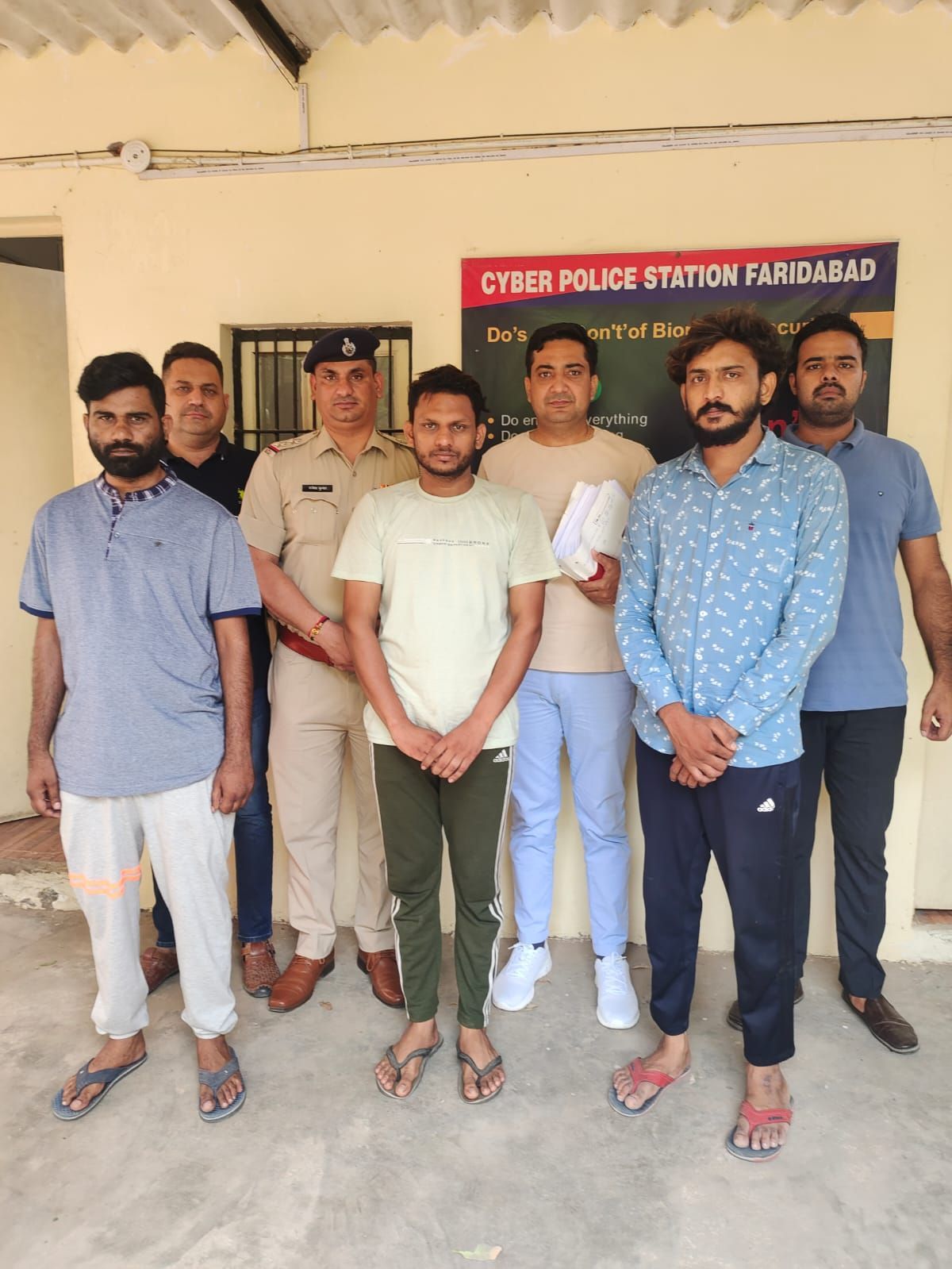 Haryana Crime: एयरलाइंस में नौकरी दिलाने के नाम पर देशभर में ठगी की 335 वारदातों को दिया अंजाम CrimeTak