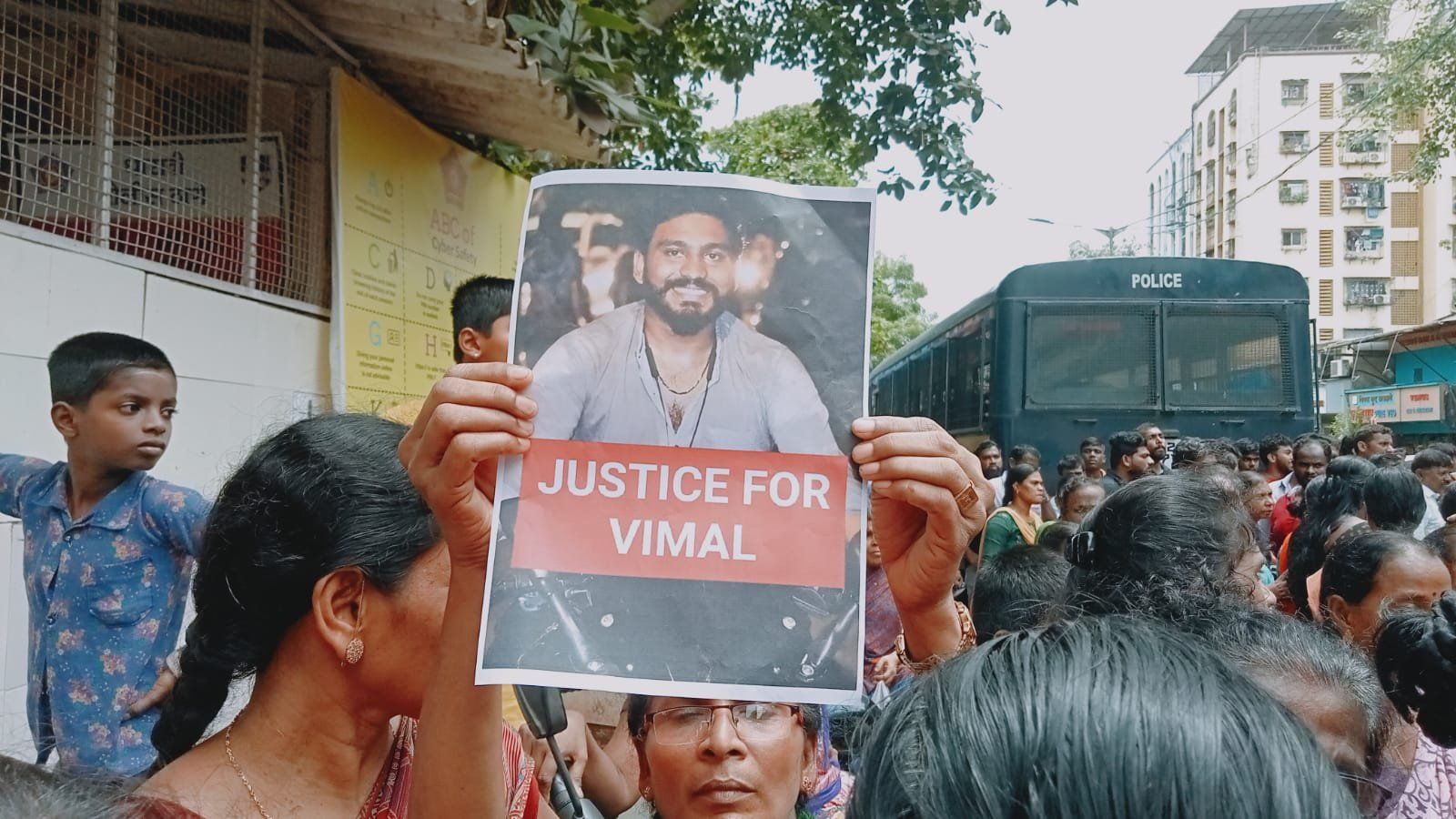 Mumbai Crime: मुंबई में कबड्डी खिलाड़ी की क्रिकेट स्टंप से पीट-पीटकर हत्या CrimeTak