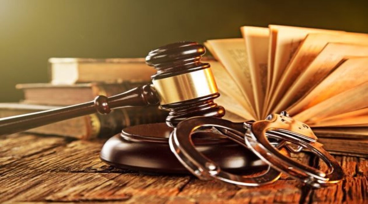 क्या है आईपीसी? आईपीसी (IPC) का इस्तेमाल कब और क्यों किया जाता है? भारतीय दंड संहिता में क्या है ख़ास? CrimeTak