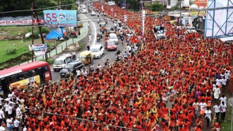 Kanwar Yatra: कांवड़ यात्रा पर आतंकी हमले का साया, दिल्ली पुलिस ने किया ये भारी इंतज़ाम Kanwar Yatra: कांवड़ यात्रा पर आतंकी हमले का साया, दिल्ली पुलिस ने किया ये भारी इंतज़ाम