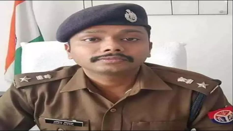 UP Police Fake Encounter : चित्रकूट में पुलिस का फेक एनकाउंटर , पूर्व SP समेत 15 पर FIR दर्ज UP Police Fake Encounter : चित्रकूट में पुलिस का फेक एनकाउंटर , पूर्व SP समेत 15 पर FIR दर्ज