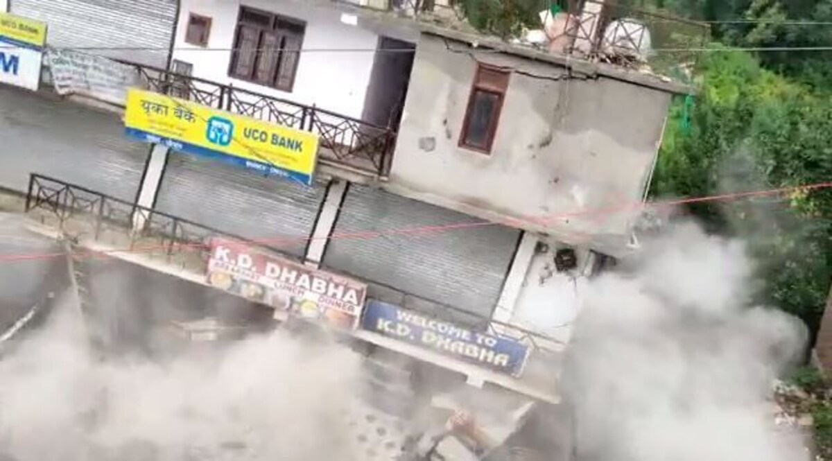 Shimla Building Collapse : पहाड़ी इलाक़ों में बारिश का कहर जारी, शिमला के चौपाल में 4 मंजिला इमारत गिरी, देखिए VIDEO CrimeTak