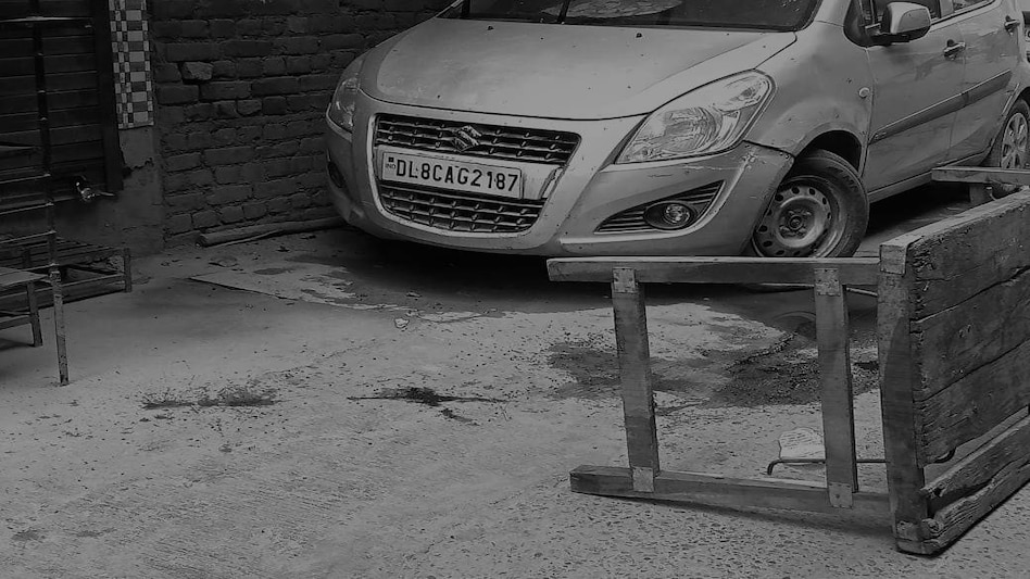 Delhi Crime News : छेड़छाड़ का विरोध करना नाबालिग को पड़ा भारी, दिल्ली में युवक ने 17 साल की लड़की को चाकू मारे, हालत गंभीर Delhi Crime News : छेड़छाड़ का विरोध करना नाबालिग को पड़ा भारी, दिल्ली में युवक ने 17 साल की लड़की क...