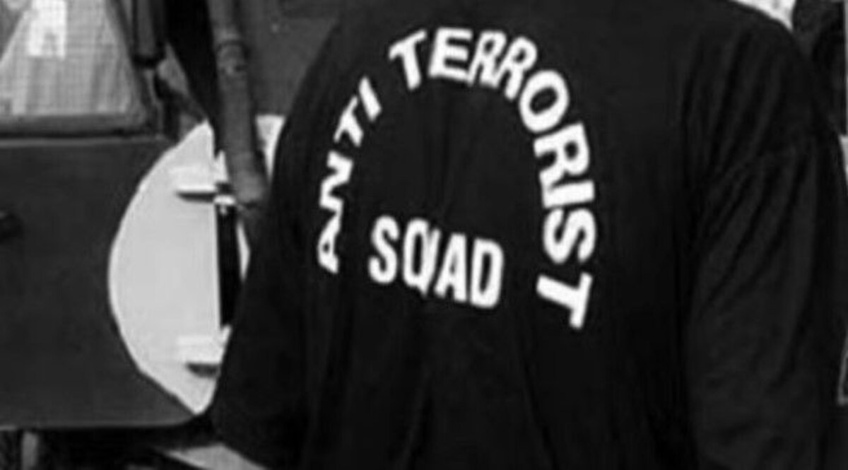 UP News : देवबंद में मदरसे के हॉस्टल में ATS की छापेमारी, एक संदिग्ध बांग्लादेशी हिरासत में CrimeTak