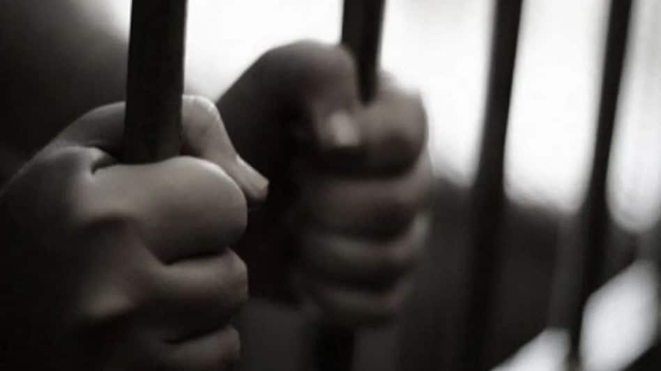 जेल में कोई पढ़ने को नहीं कहता, इसलिए 16 की उम्र में वो कातिल बना, 13 साल के बच्चे का मर्डर जेल में कोई पढ़ने को नहीं कहता, इसलिए 16 की उम्र में वो कातिल बना, 13 साल के बच्चे का मर्डर