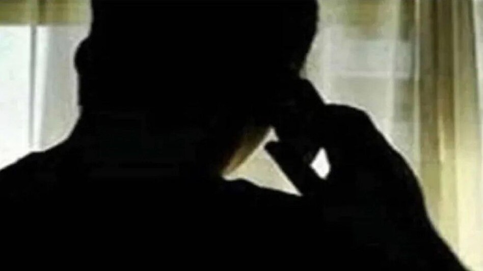 Delhi Crime: शहीद की पत्नी से 20 लाख की ठगी में 11 महीने बाद एफआईआर Delhi Crime: शहीद की पत्नी से 20 लाख की ठगी में 11 महीने बाद एफआईआर