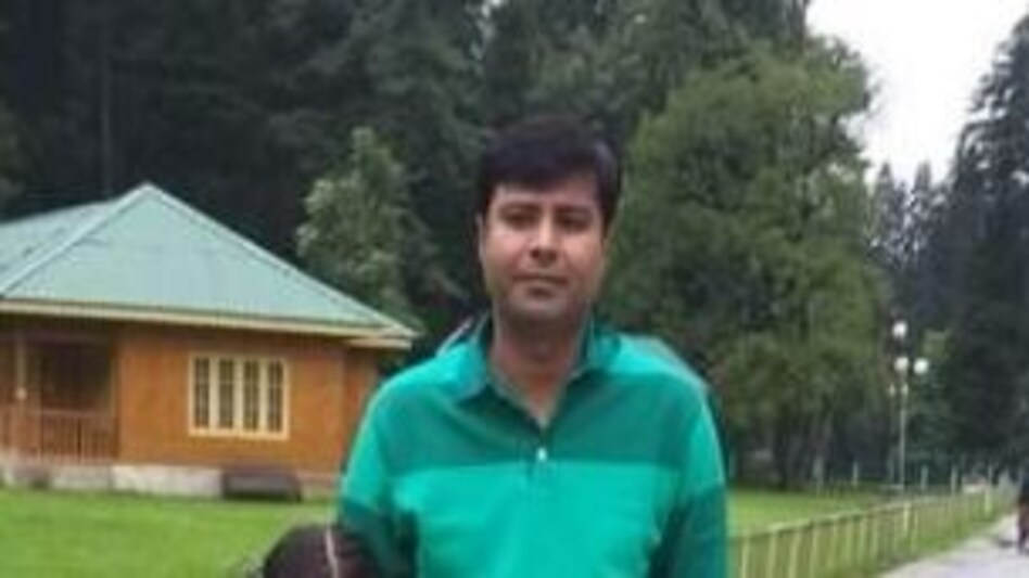 Delhi Crime: दिल्ली के जामिया नगर में दिन दहाड़े युवक की गोली मारकर हत्या Delhi Crime: दिल्ली के जामिया नगर में दिन दहाड़े युवक की गोली मारकर हत्या