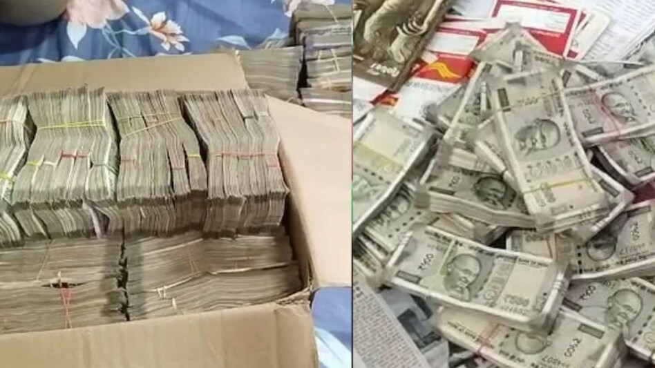 Delhi Crime: लोन देकर कई गुना उगाही करने वाले गिरोह के 22 शातिर गिरफ़्तार, चीन से चल रहा था रैकेट Delhi Crime: लोन देकर कई गुना उगाही करने वाले गिरोह के 22 शातिर गिरफ़्तार, चीन से चल रहा था रैकेट