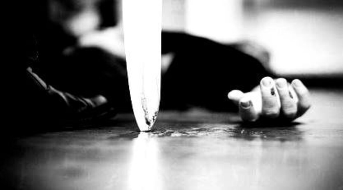 Delhi Crime: दिल्ली के मुंडका में 17 साल की लड़की की गला काटकर हत्या, मां के प्रेमी ने मार डाला CrimeTak