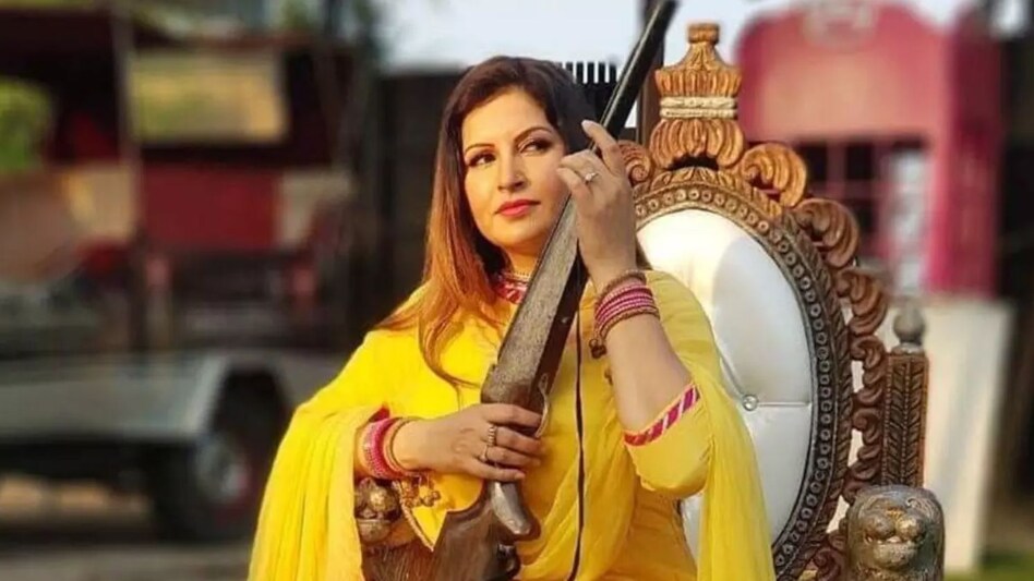 Sonali Phogat Death: सोनाली फोगाट की मौत के पीछे साजिश? 'मौत के पीछे PA सुधीर सांगवान का हाथ' Sonali Phogat Death: सोनाली फोगाट की मौत के पीछे साजिश? 'मौत के पीछे PA सुधीर सांगवान का हाथ'