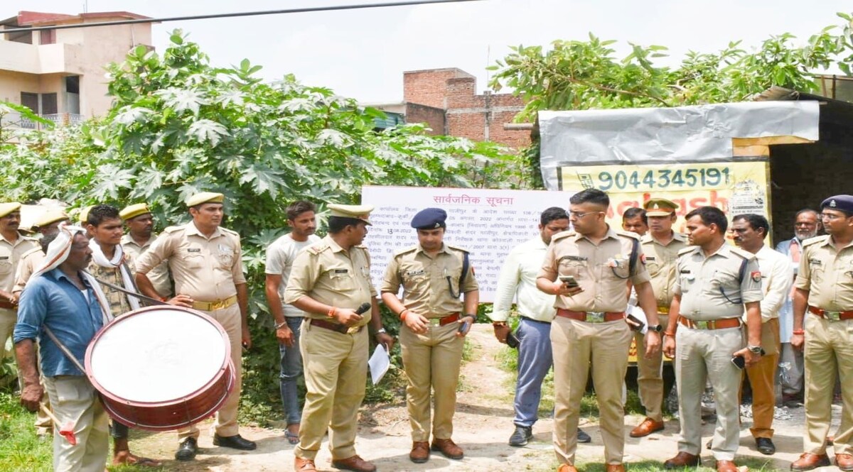 UP Crime: मुख्तार अंसारी की पत्नी आफसा अंसारी की 6 करोड़ 30 लाख की जमीन कुर्क CrimeTak