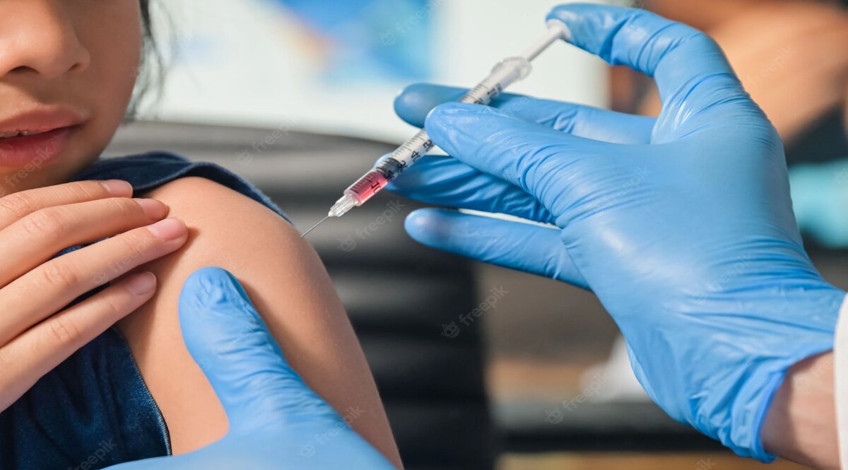 15 साल की लड़की ने HIV+ ब्वॉयफ्रेंड का निकाला खून, फिर अपने शरीर में किया इंजेक्ट CrimeTak