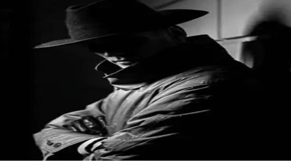 वो जासूस पाकिस्तान जेल में थे, इधर बीवी को ही कातिल समझ बैठे, 33 साल बाद सामने आई ये दर्द भरी कहानी CrimeTak