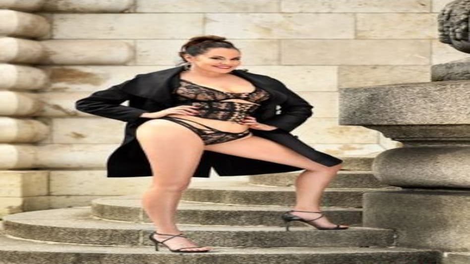 उसके एक इशारे पर शादी शुदा मर्द देते हैं बीवी को धोखा, 1000 मर्दों का शिकार करने वाली 'सीरियल चीटर' उसके एक इशारे पर शादी शुदा मर्द देते हैं बीवी को धोखा, 1000 मर्दों का शिकार करने वाली 'सीरियल चीटर'