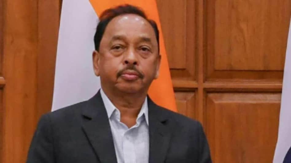 केंद्रीय मंत्री राणे को बड़ा झटका, HC ने बंगले पर अवैध निर्माण को गिराने का दिया आदेश केंद्रीय मंत्री राणे को बड़ा झटका, HC ने बंगले पर अवैध निर्माण को गिराने का दिया आदेश