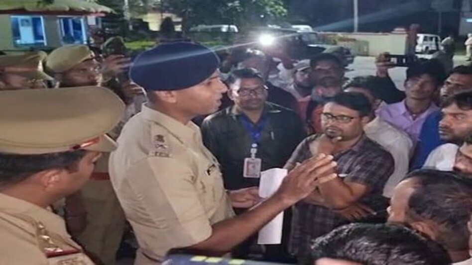 Lakhimpur Khiri Case: दलित बच्चियों की हत्या से हड़कंप, 6 आरोपी गिरफ्तार Lakhimpur Khiri Case: दलित बच्चियों की हत्या से हड़कंप, 6 आरोपी गिरफ्तार