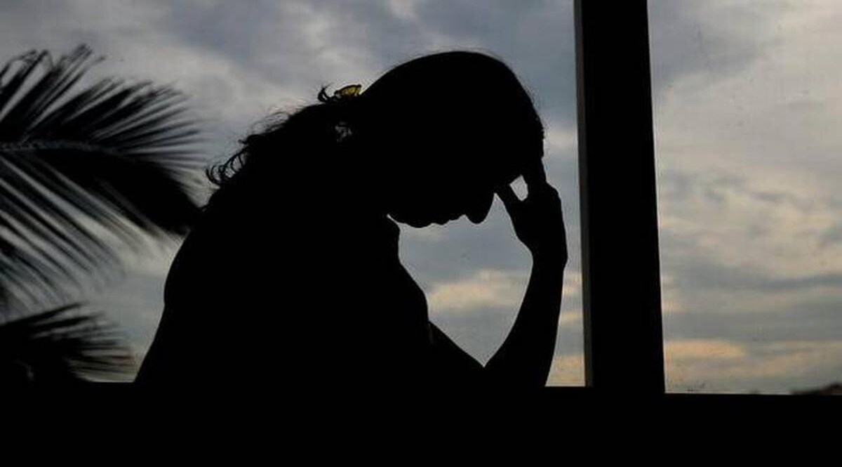 National Crime Record Bureau: देश में हर दिन 450 लोग करते हैं खुदकुशी! CrimeTak