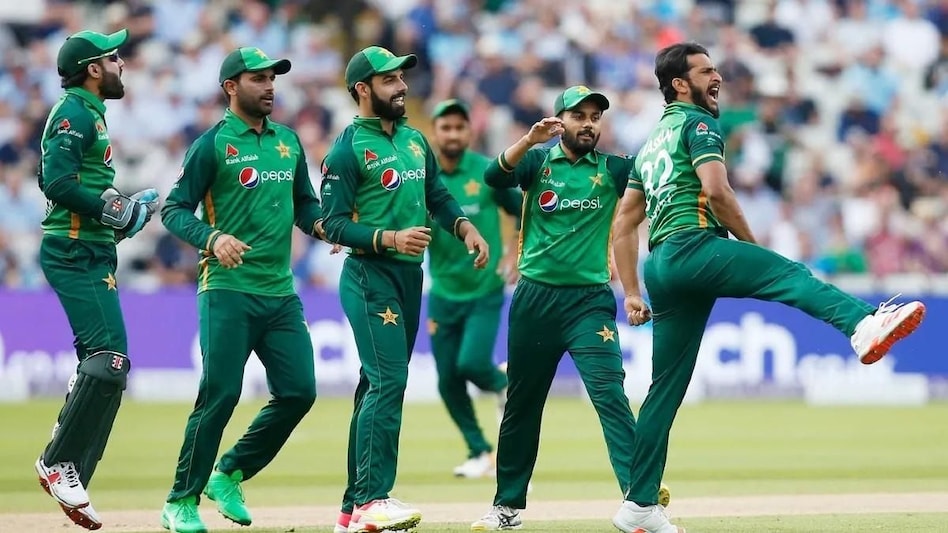 Viral Video Pakistan vs Afghanistan: जीत के बाद पाकिस्तानी फैन्स और अफगानियों में हुई झड़प Viral Video Pakistan vs Afghanistan: जीत के बाद पाकिस्तानी फैन्स और अफगानियों में हुई झड़प