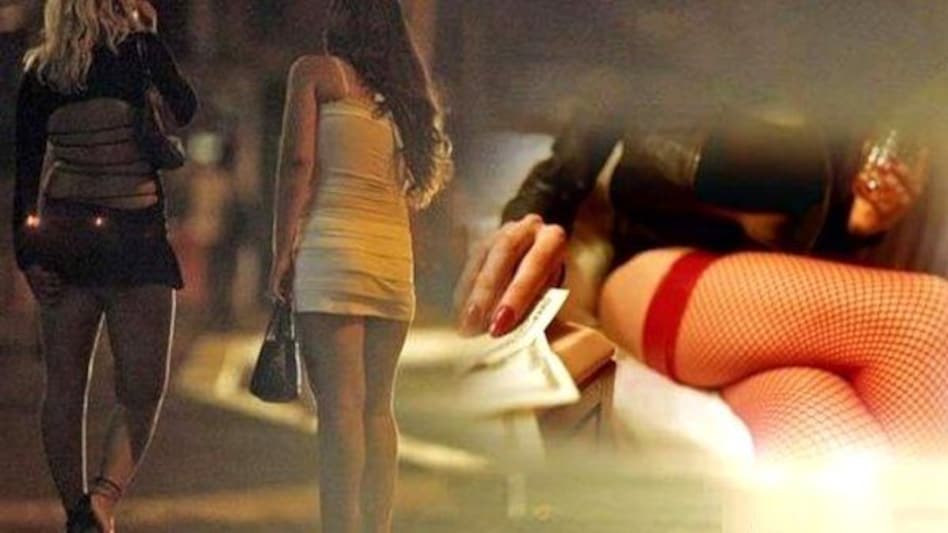 Haryana Crime: 85 महिलाओं को एडिटेड अश्लील फोटो भेजकर ब्लैकमेलिंग करने वाला गिरफ्तार Haryana Crime: 85 महिलाओं को एडिटेड अश्लील फोटो भेजकर ब्लैकमेलिंग करने वाला गिरफ्तार