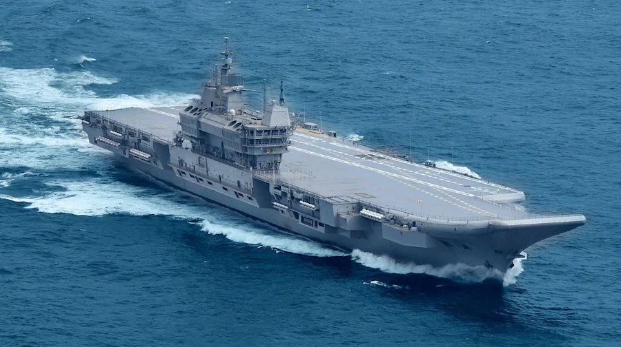 INS Vikrant : आ गया समंदर का शहंशाह! पीएम मोदी ने INS Vikrant नौसेना को सौंपा