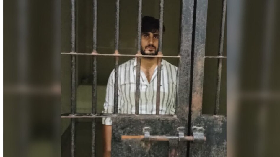 UP Crime: तमंचे की नोक पर महिला से रेप, होटल में किया दुष्कर्म UP Crime: तमंचे की नोक पर महिला से रेप, होटल में किया दुष्कर्म
