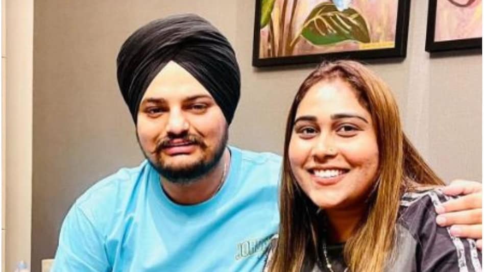 Moose wala Murder: सिद्धू मूसेवाला की मुंहबोली बहन अफसाना का बयान “सिद्धु मुसेवाला को ज़रूर इंसाफ़ मिलेगा” Moose wala Murder: सिद्धू मूसेवाला की मुंहबोली बहन अफसाना का बयान “सिद्धु मुसेवाला को ज़रूर इंसाफ़ ...