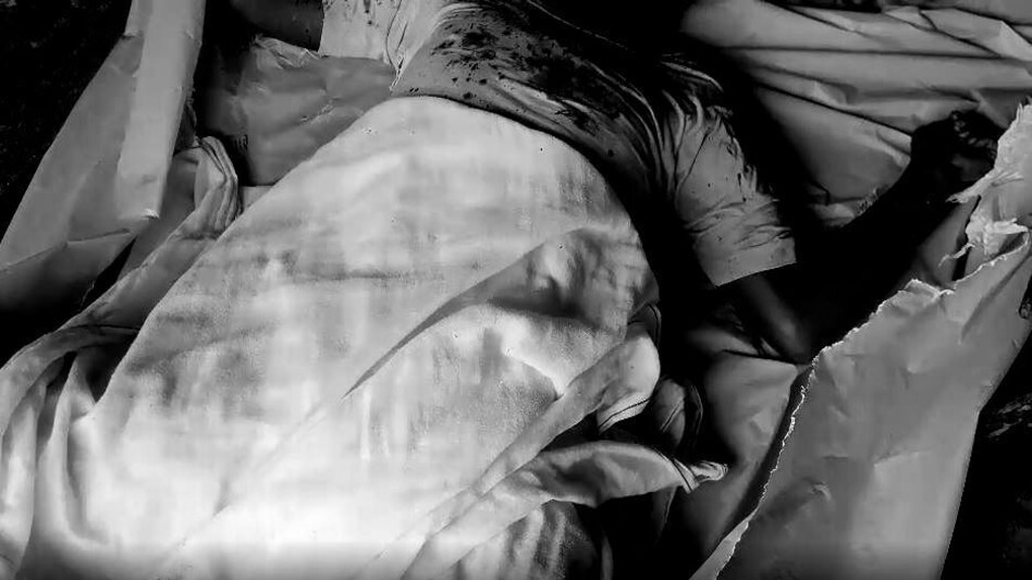 Jharkhand Crime: खूंटी में ग्राम प्रधान की हत्या, सड़क पर रात भर पड़ा रहा शव, सुबह पहुंची पुलिस Jharkhand Crime: खूंटी में ग्राम प्रधान की हत्या, सड़क पर रात भर पड़ा रहा शव, सुबह पहुंची पुलिस