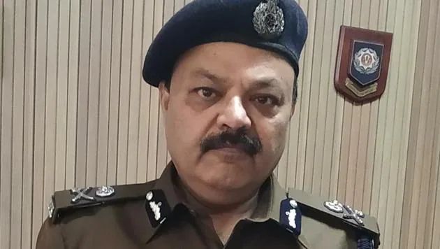 Delhi Gandhi Nagar Fire : हमेशा क्यों रहता है हादसों का इंतजार, सवालों के घेरे में अधिकारी, स्थानीय लोग Delhi Gandhi Nagar Fire : हमेशा क्यों रहता है हादसों का इंतजार, सवालों के घेरे में अधिकारी, स्थानीय...