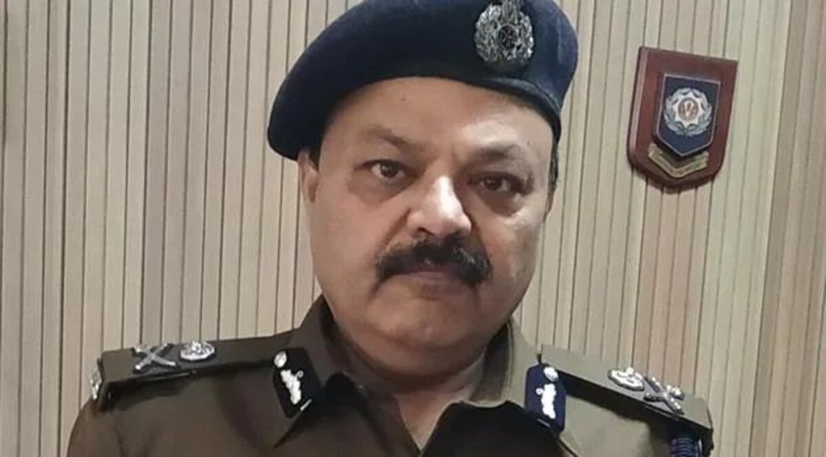 Delhi Gandhi Nagar Fire : हमेशा क्यों रहता है हादसों का इंतजार, सवालों के घेरे में अधिकारी, स्थानीय लोग CrimeTak