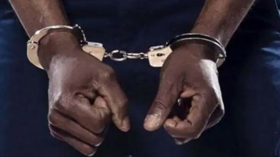 केरल : कांग्रेस विधायक एल्धोस कुन्नपल्ली के खिलाफ नया मामला दर्ज केरल : कांग्रेस विधायक एल्धोस कुन्नपल्ली के खिलाफ नया मामला दर्ज