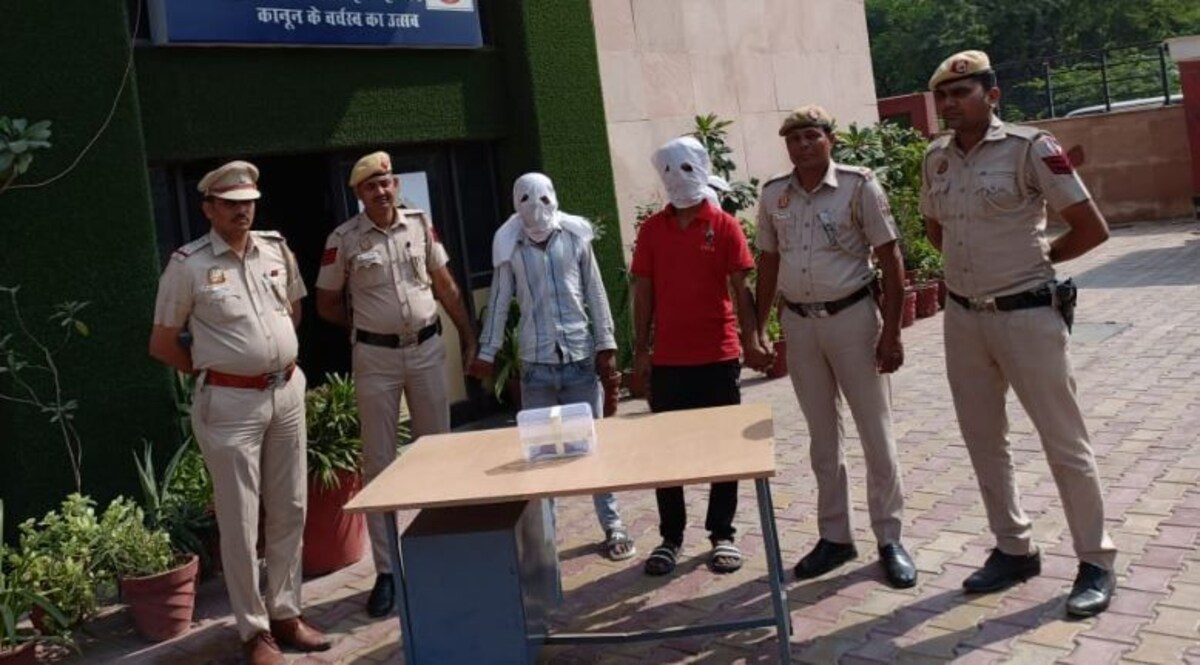 Delhi Crime: मामूली कहासुनी में सगे भाईयों पर चाकू से हमला, एक की मौत दूसरा घायल CrimeTak