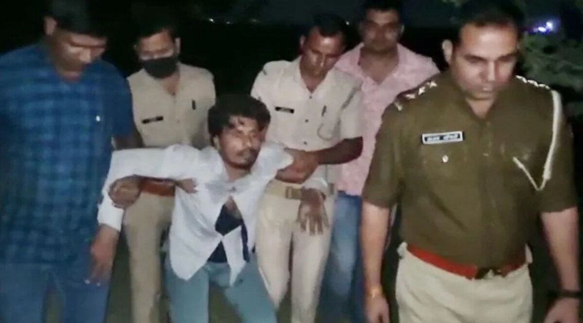 देखें वीडियो - Ghaziabad: ... जब गोली लगी तो बोला 'गाय हमारी माता है' CrimeTak