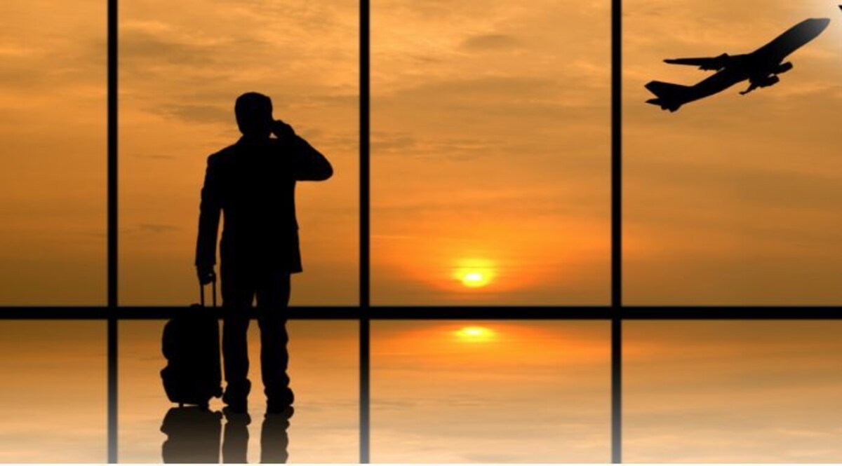 हैलो...! मॉस्को से दिल्ली वाली फ्लाइट SU- 232 में बम है, ये सुनकर सुरक्षा एजेंसियों का निकला पसीना CrimeTak