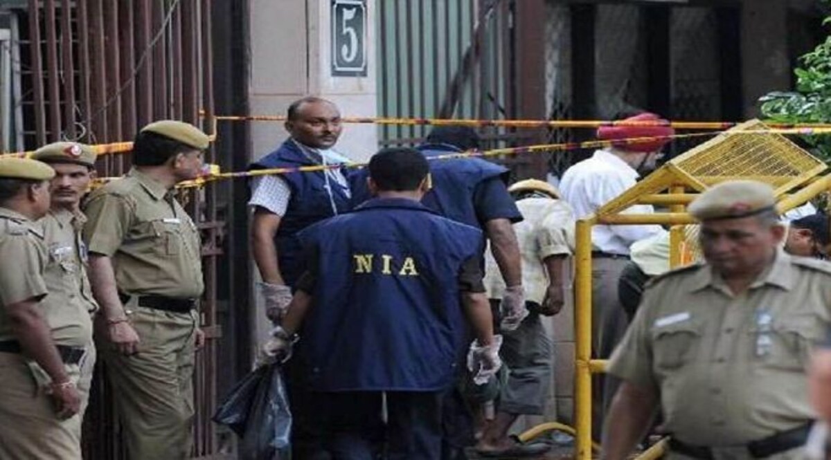 आतंकी-गैंग्स्टर सिंडीकेट NIA के रडार पर, छह सूबों के 50 ठिकानों पर छापेमारी, वकील समेत दो गिरफ्तार CrimeTak