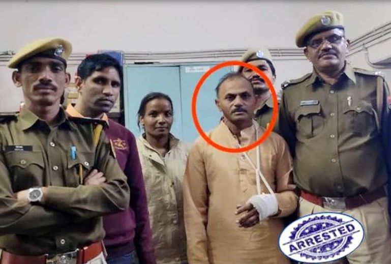 Crime : जंगल में प्रेमी-प्रेमिका में शारीरिक संबंध बनवाकर तांत्रिक ने फेवीक्विक डाला फिर किया मर्डर CrimeTak