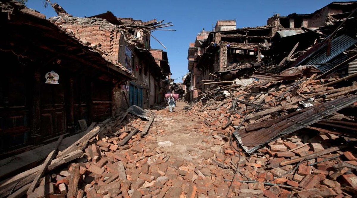 एक के बाद एक तीन ताबड़तोड़ झटकों ने नेपाल को याद दिलाई साल 2015 के भयानक भूकंप की CrimeTak