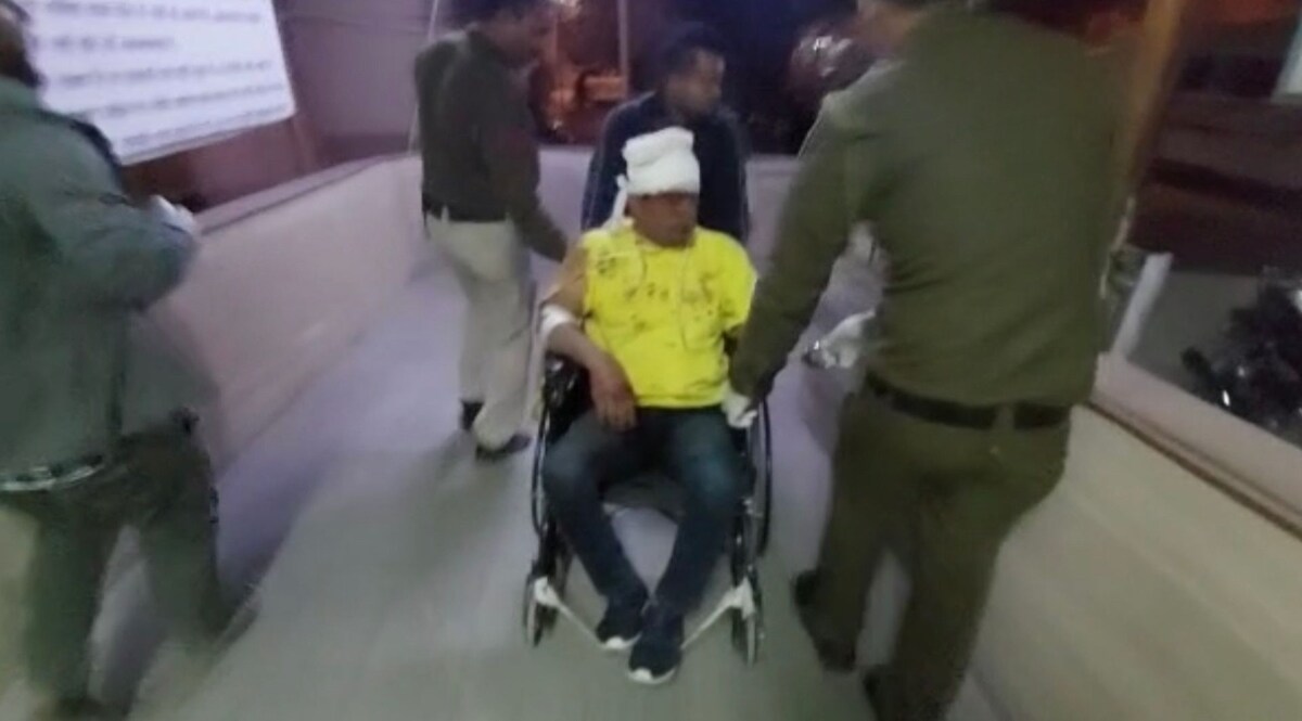 Delhi Crime: दिल्ली के ओयो होटल में गर्लफ्रेंड की हत्या, युवक ने खुद को भी मारी गोली CrimeTak