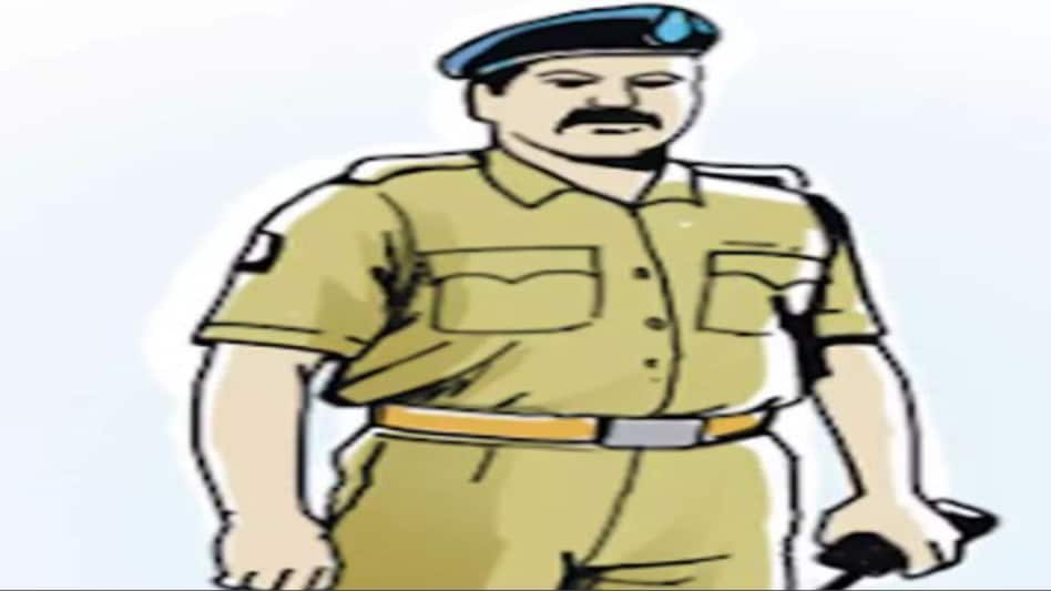 महाराष्ट्र में बड़े फेरबदल के तहत 30 आईपीएस अफसरों का तबादला महाराष्ट्र में बड़े फेरबदल के तहत 30 आईपीएस अफसरों का तबादला