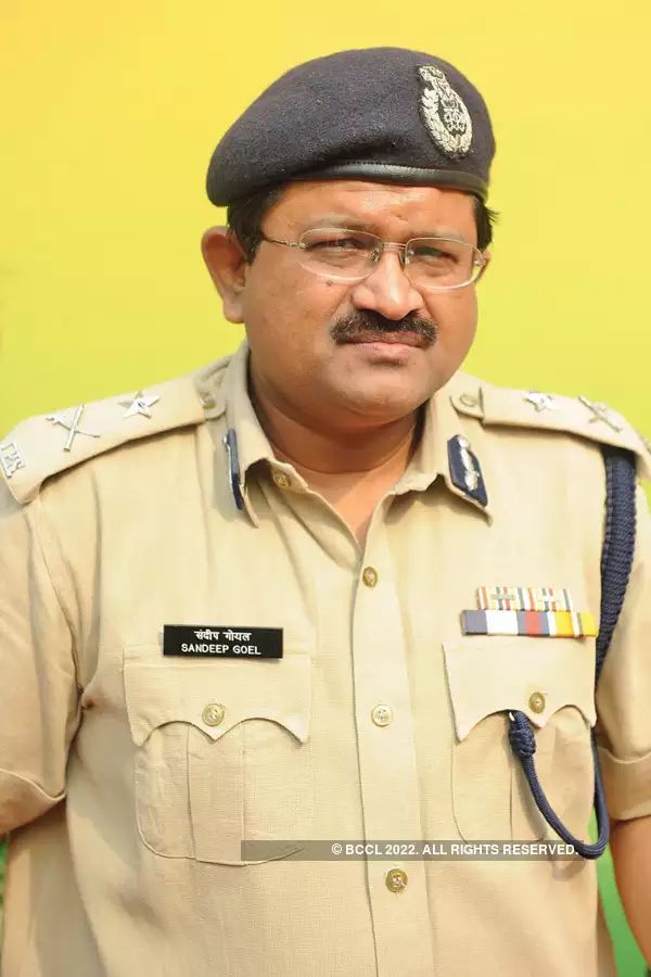 Former DG Tihar Jail Suspended: तिहाड़ के पूर्व डीजी संदीप गोयल का सस्पेंशन दिल्ली पुलिस के इतिहास के लिए 'काला दिन' CrimeTak