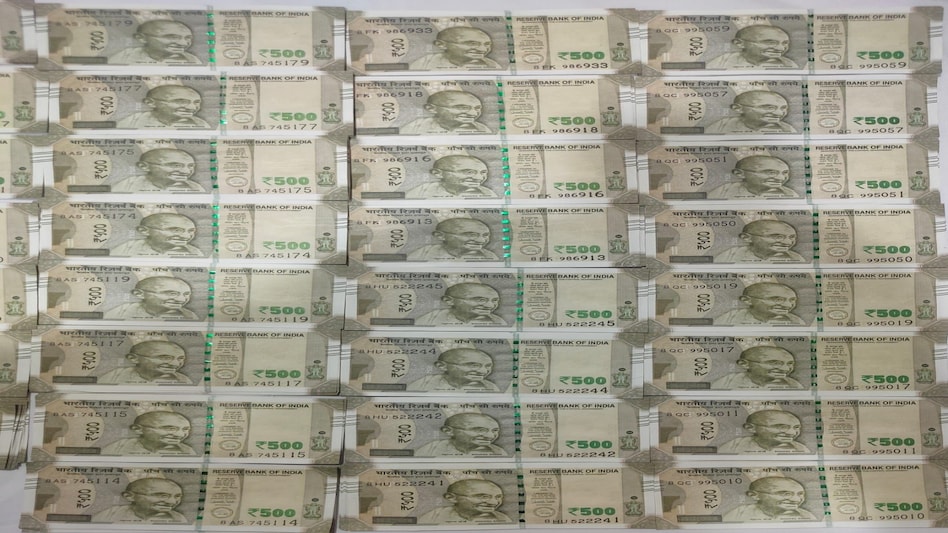 Fake Currency : स्पेशल सेल ने दो लाख के नकली नोट बरामद किए Fake Currency : स्पेशल सेल ने दो लाख के नकली नोट बरामद किए