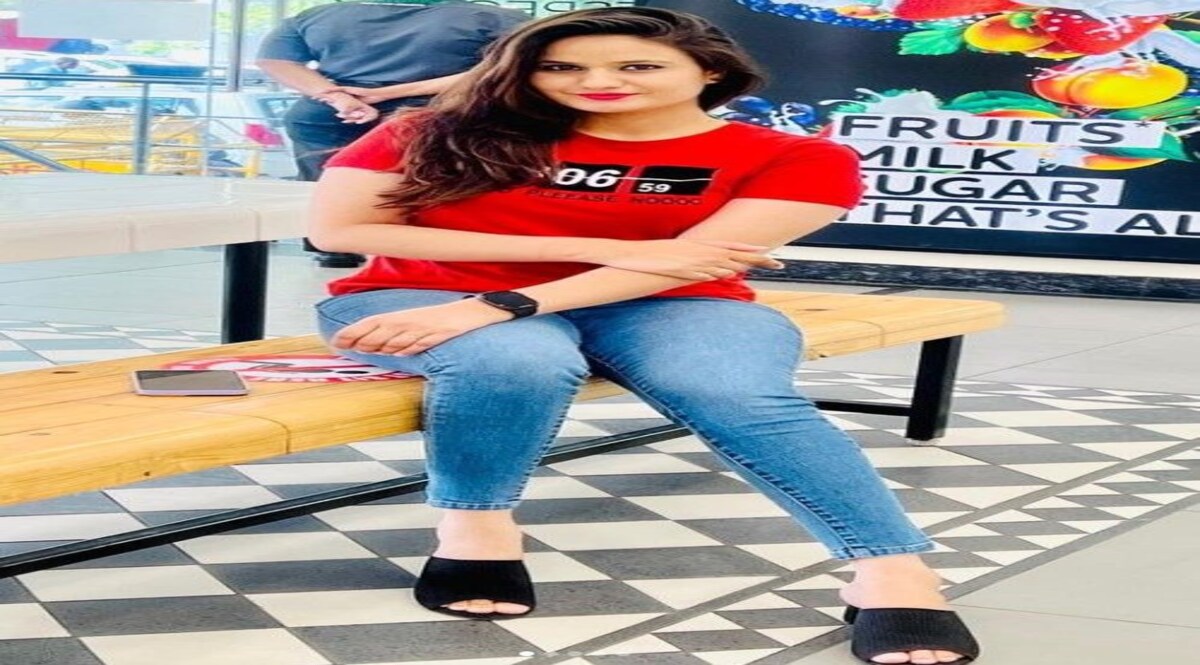 Namra Qadir : बिजनेसमैन को रेप में फंसाने की धमकी दे 80 लाख उगाही करने वाली ये You Tuber अरेस्ट CrimeTak