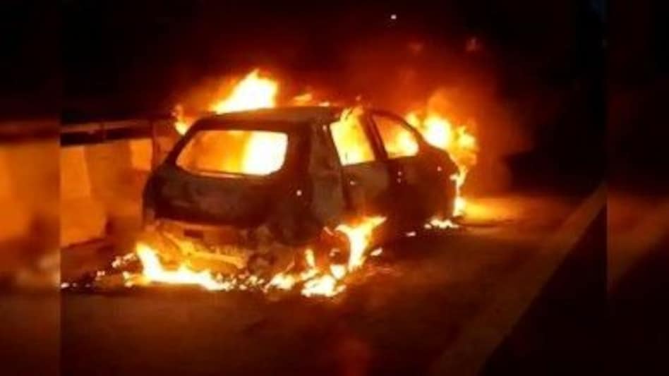 Rajasthan News: कार में जिंदा जला स्कूल टीचर, परिवार ने कहा 'ये सोची समझी हत्या है' Rajasthan News: कार में जिंदा जला स्कूल टीचर, परिवार ने कहा 'ये सोची समझी हत्या है'