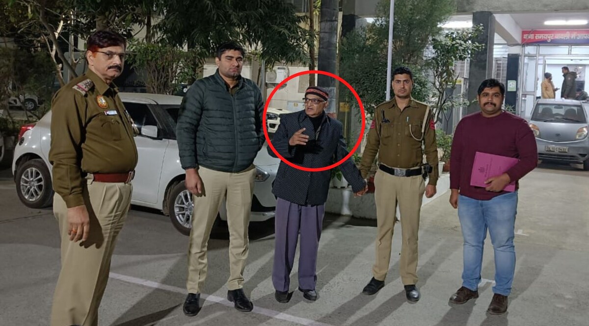 Delhi Crime: दिल्ली में हाई कोर्ट का नकली जज गिरफ्तार, कर रहा था 5 लाख की ब्लैकमेलिंग CrimeTak