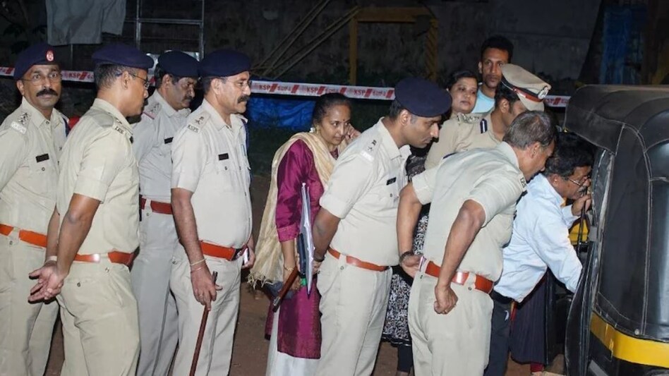 Karnataka Crime: मेंगलुरु ऑटो विस्फोट के आरोपी की सेहत में सुधार, एनआईए ने तेज की जांच Karnataka Crime: मेंगलुरु ऑटो विस्फोट के आरोपी की सेहत में सुधार, एनआईए ने तेज की जांच