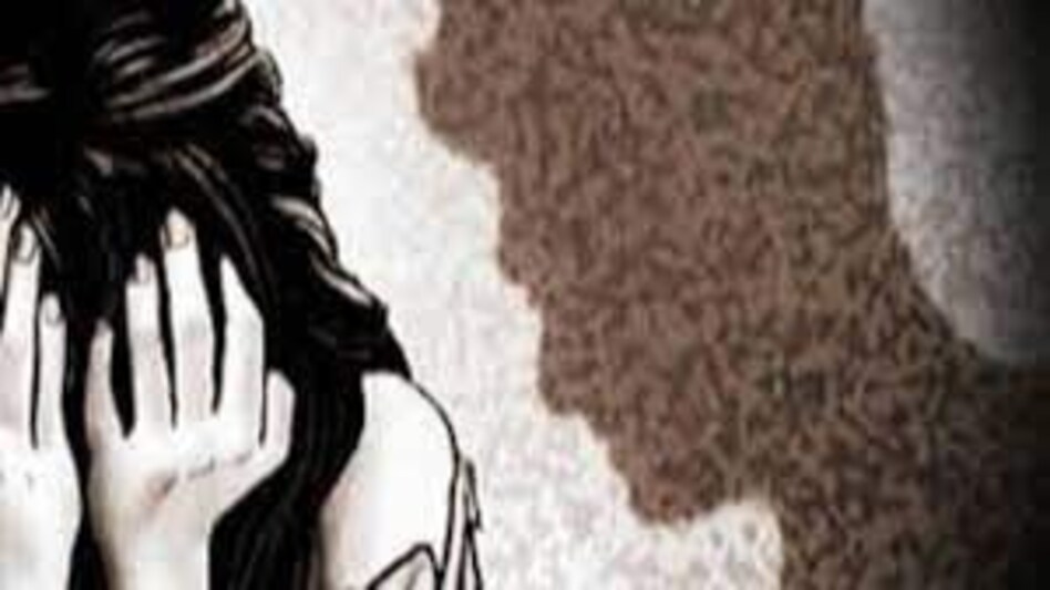 महाराष्ट्र: बच्ची को कैब से बाहर फेंका, महिला से कथित तौर पर छेड़छाड़ महाराष्ट्र: बच्ची को कैब से बाहर फेंका, महिला से कथित तौर पर छेड़छाड़