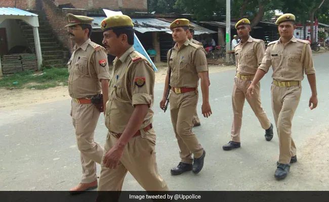 15 साल की लड़की को अगवा कर एक महीने तक रेप किया, पुलिस के हाथ ऐसे लगा नाबालिग आरोपी