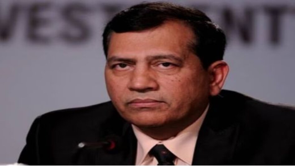 CBI Report: आम्रपाली ग्रुप के MD अनिल शर्मा के खिलाफ मर्डर का मुकदमा, 8 साल पहले हुई थी हत्या CBI Report: आम्रपाली ग्रुप के MD अनिल शर्मा के खिलाफ मर्डर का मुकदमा, 8 साल पहले हुई थी हत्या